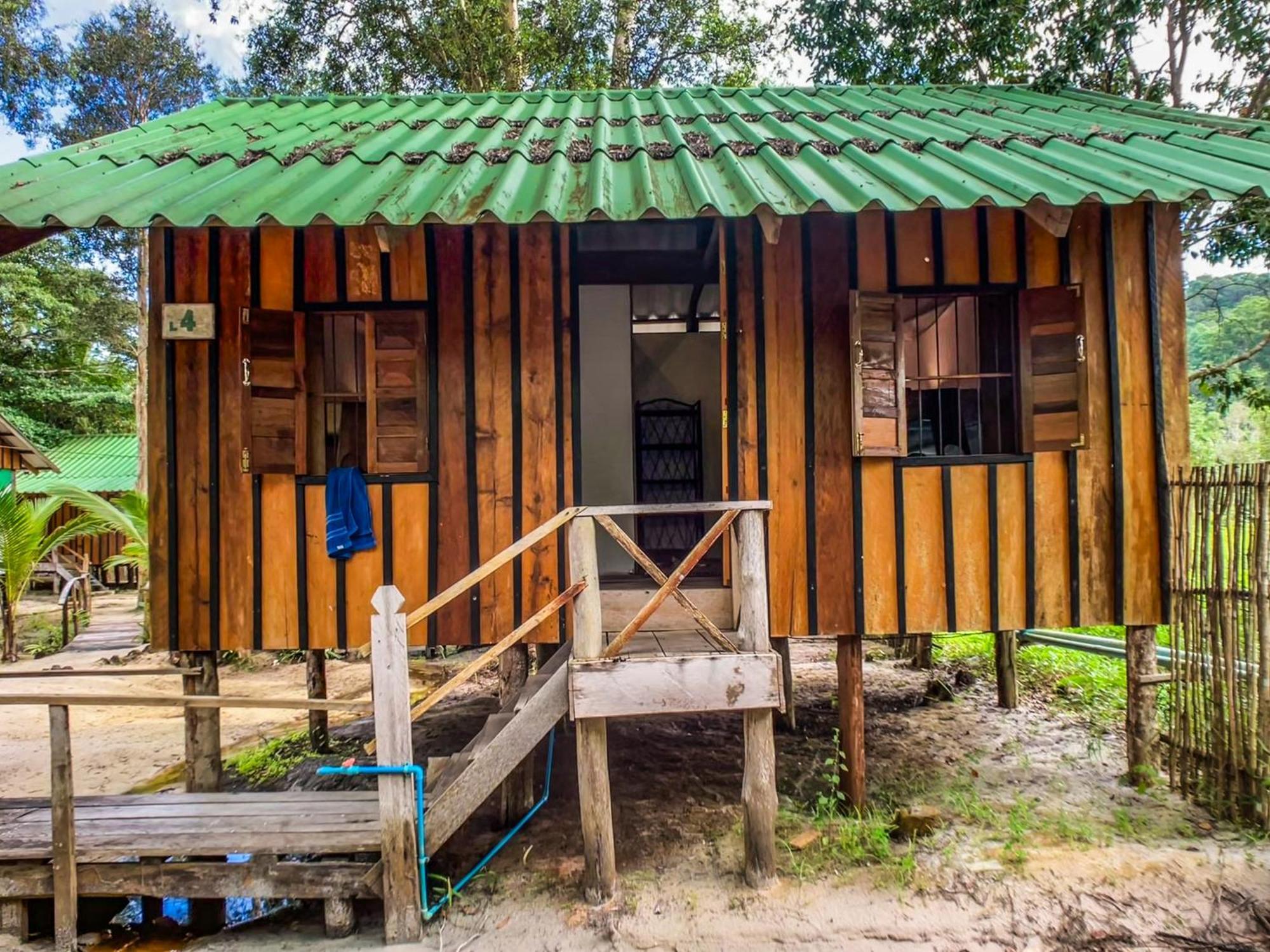 パーム ビーチ バンガロー リゾート Prek Svay Village 部屋 写真