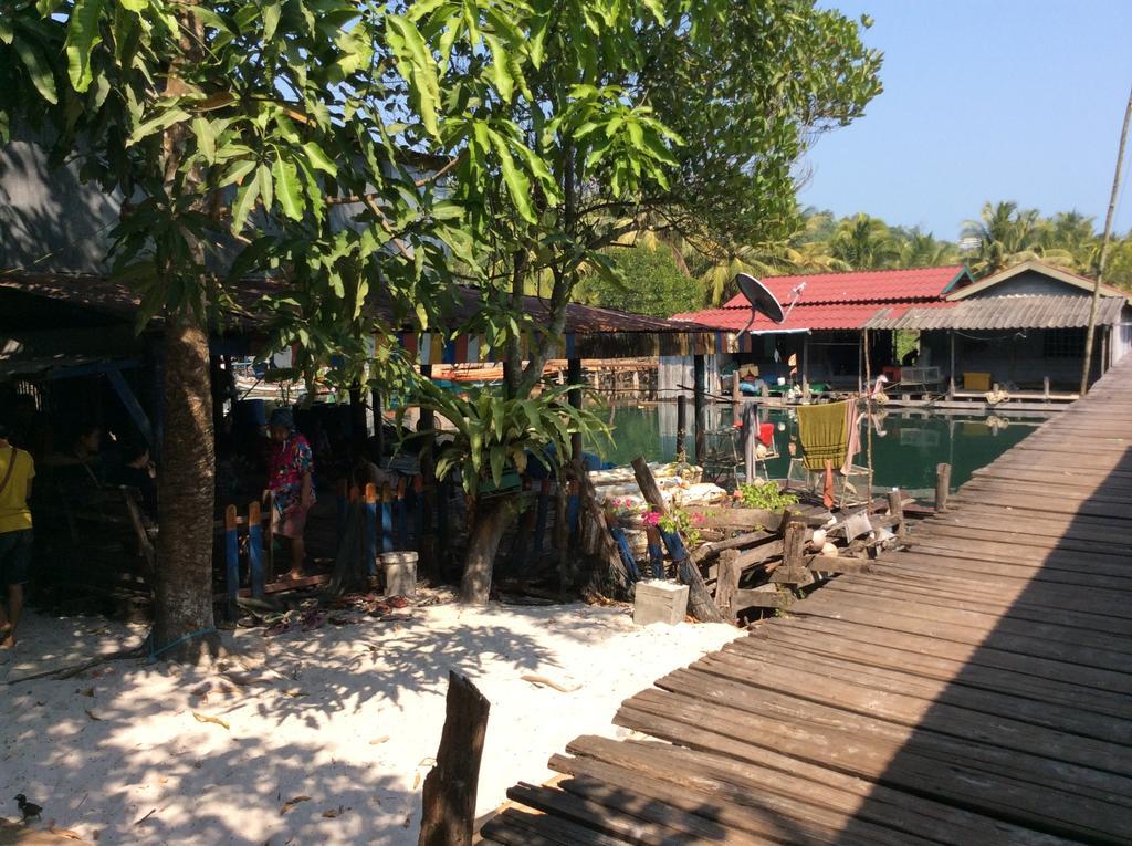 パーム ビーチ バンガロー リゾート Prek Svay Village エクステリア 写真